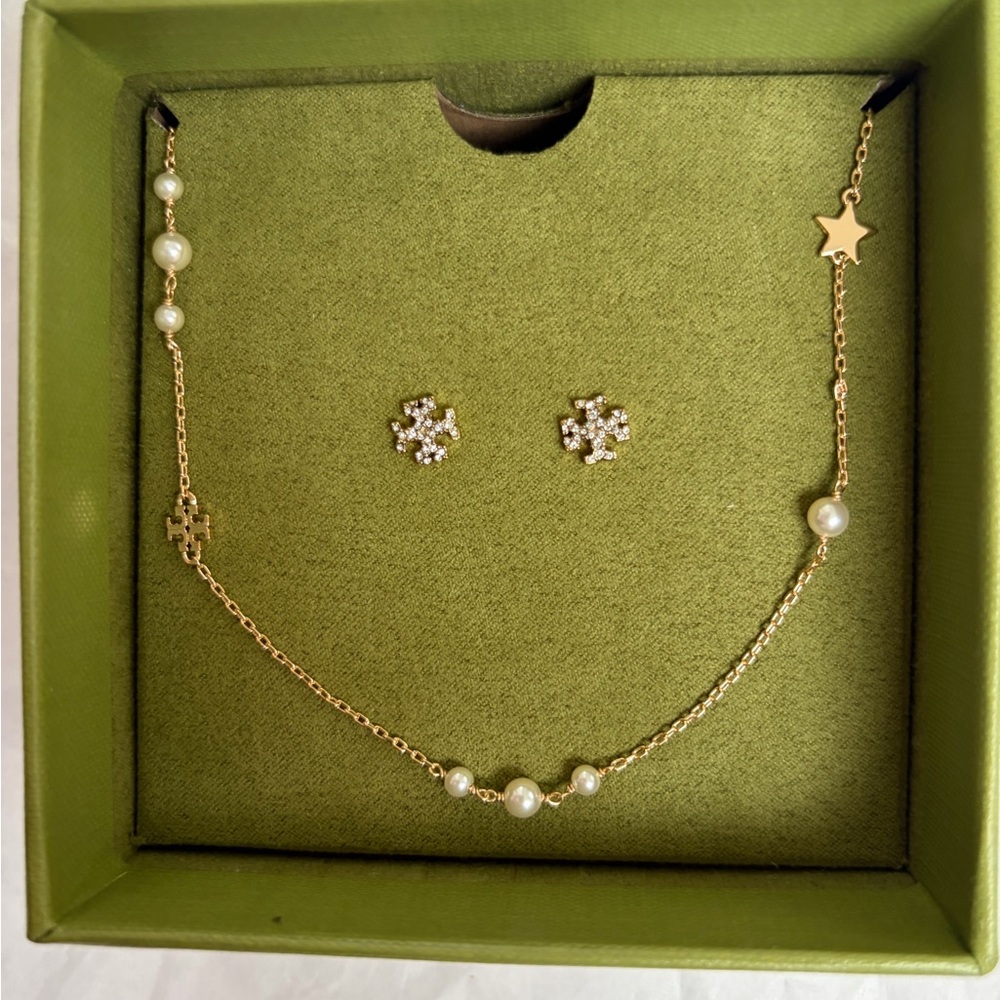 Tory Burch Jewelry Set